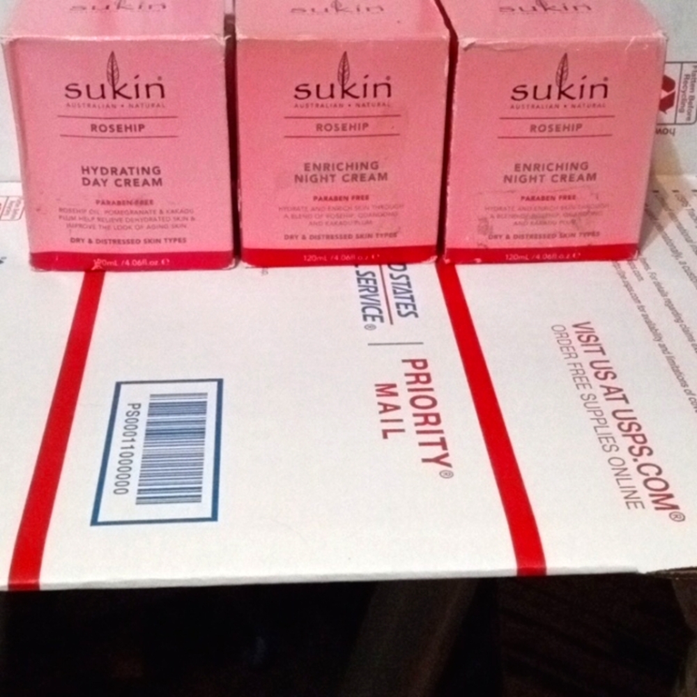 New 3 PC Sukin rosehip day and night cream bundle